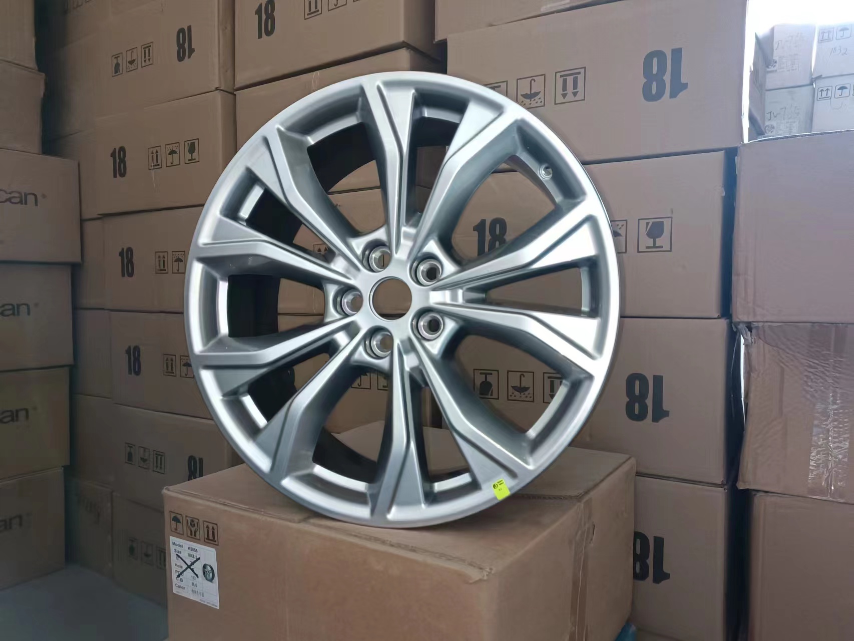  0071 福特探险者 20寸原车